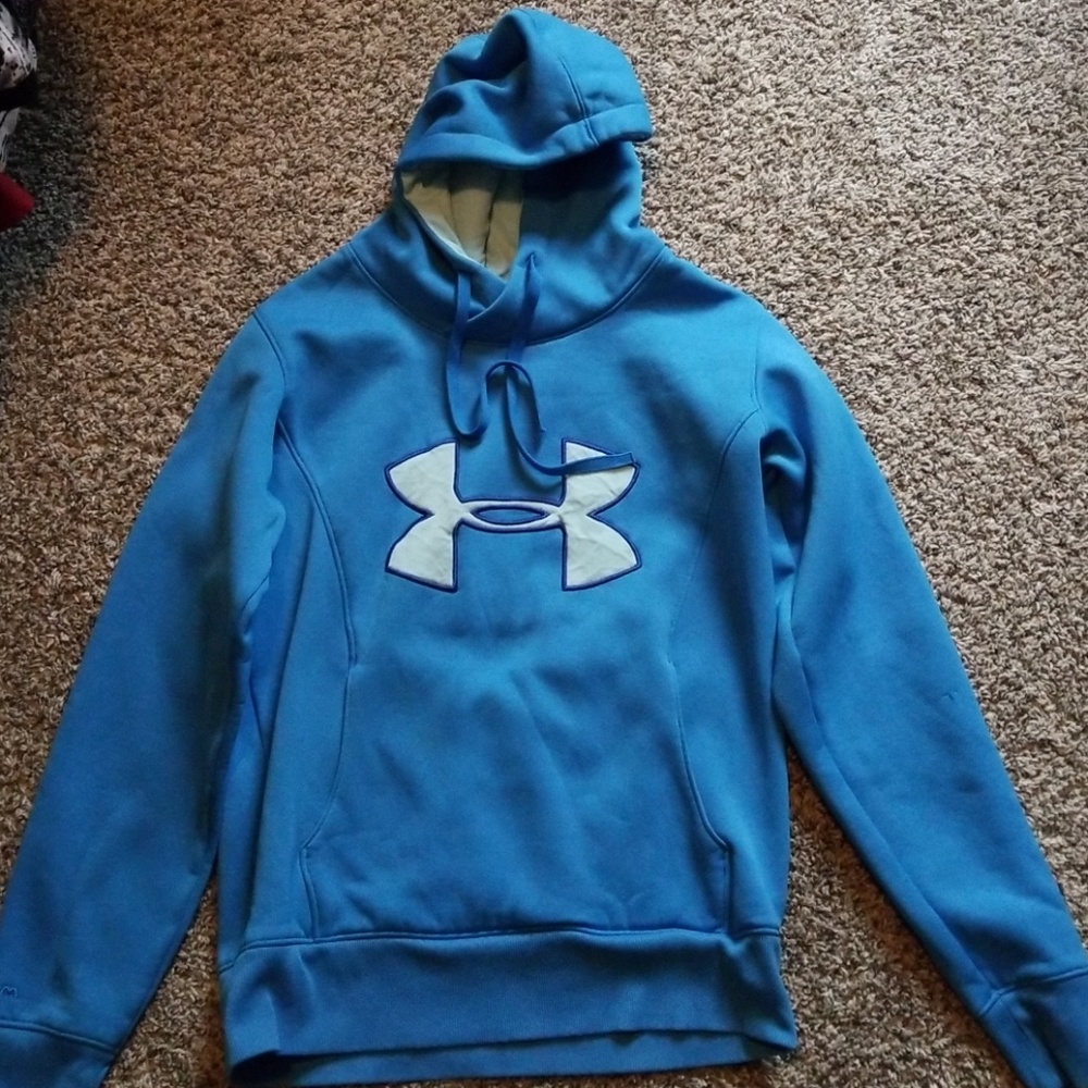 UA sweatshirt